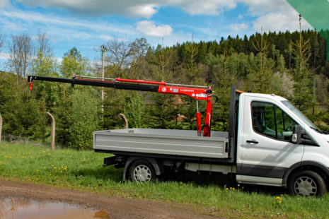 Hydraulická ruka na nákladné auto