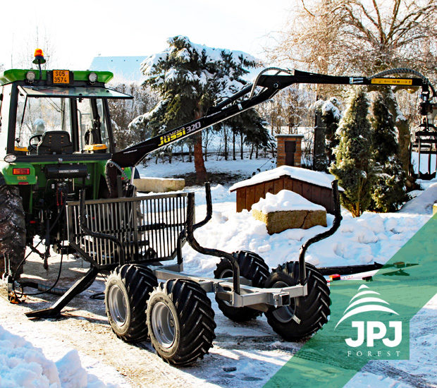 Malotraktor a vyvážačka Vahva Jussi 2000+_320