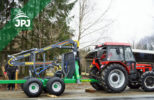 Traktor Zetor a vyvážačka FARMA