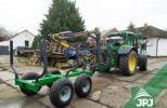 Vyvážačka Farma CT 4,6-7 D a traktor John Deere