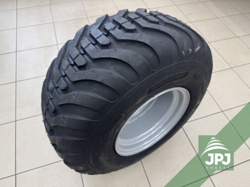 Pneu vrátane disku 300/65-12